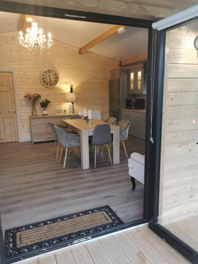 The Mountain View Log , Attymass Ballina Ferienhaus Boyhollagh